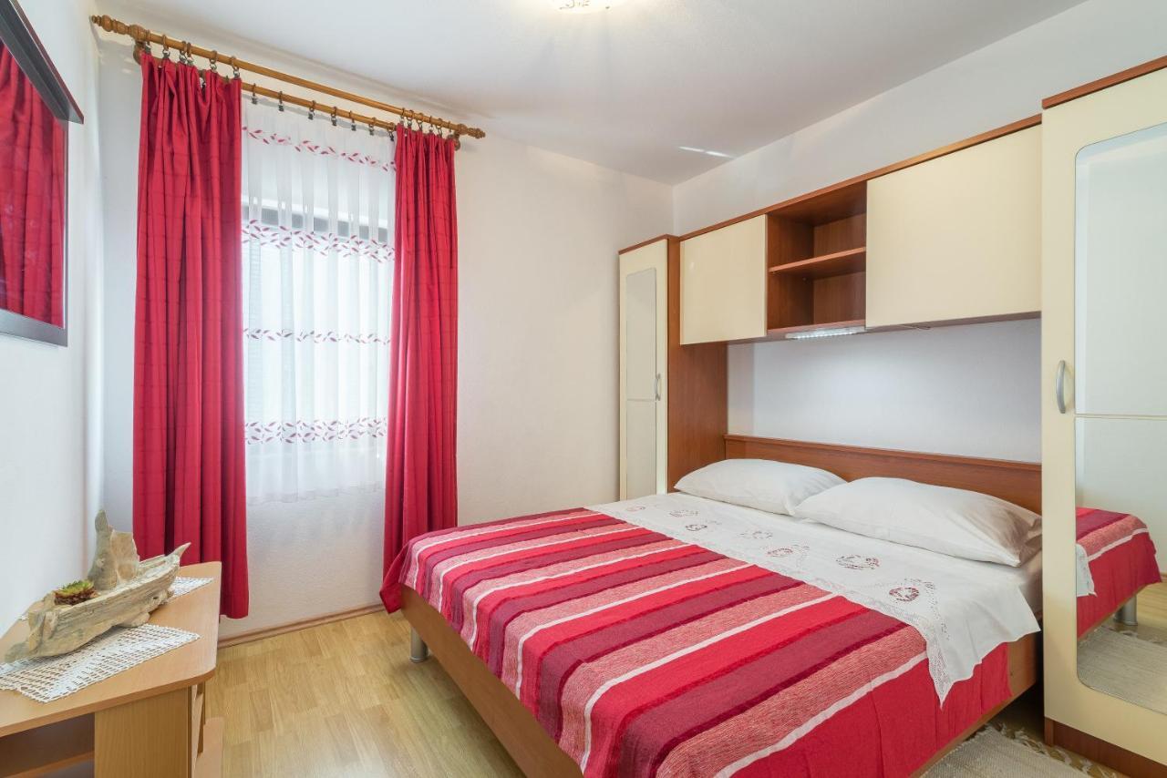 Apartments Puskaric Vir Eksteriør billede