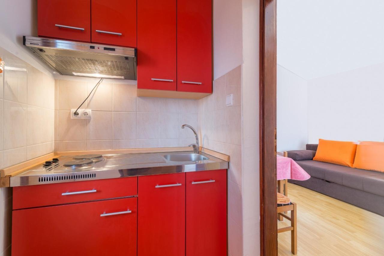 Apartments Puskaric Vir Eksteriør billede