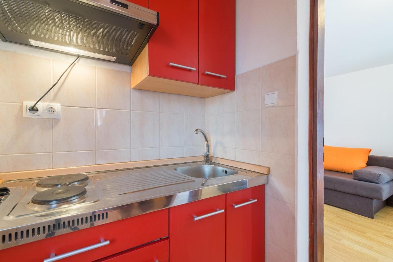 Apartments Puskaric Vir Eksteriør billede